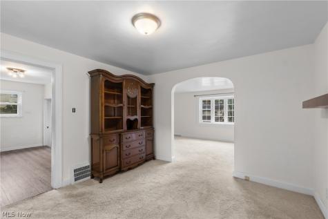 112 Opal Boulevard Steubenville OH 43952