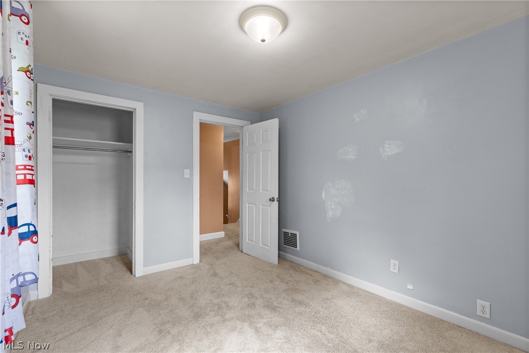 112 Opal Boulevard Steubenville OH 43952