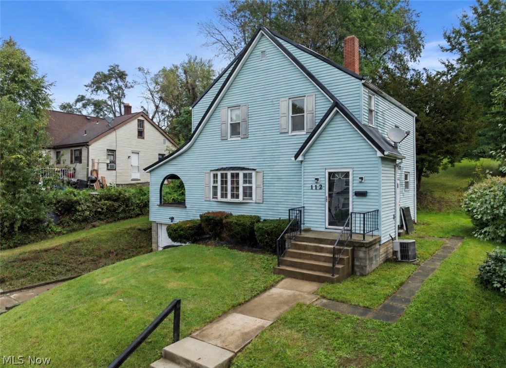 112 Opal Boulevard Steubenville OH 43952