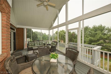 1597 Pilgrims Knob SE Canton OH 44709