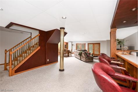 1597 Pilgrims Knob SE Canton OH 44709