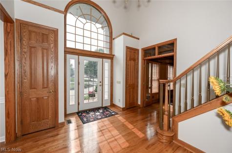 1597 Pilgrims Knob SE Canton OH 44709
