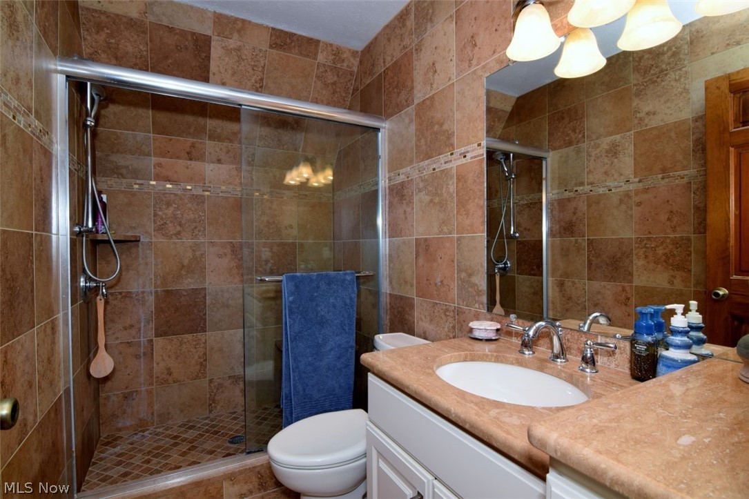 14731 Evergreen Drive Burton OH 44021