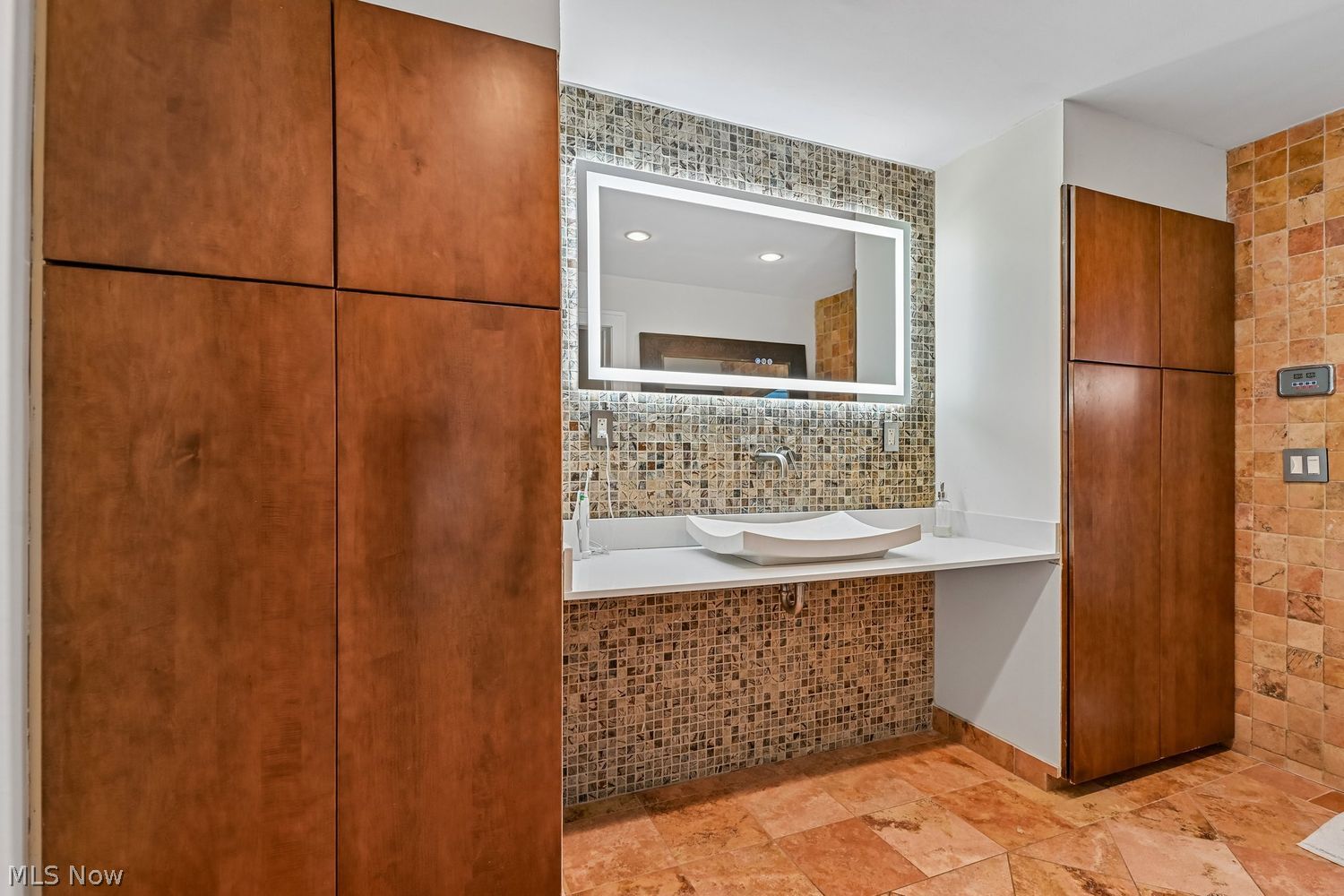 3350 Chalfant Road Shaker Heights OH 44120
