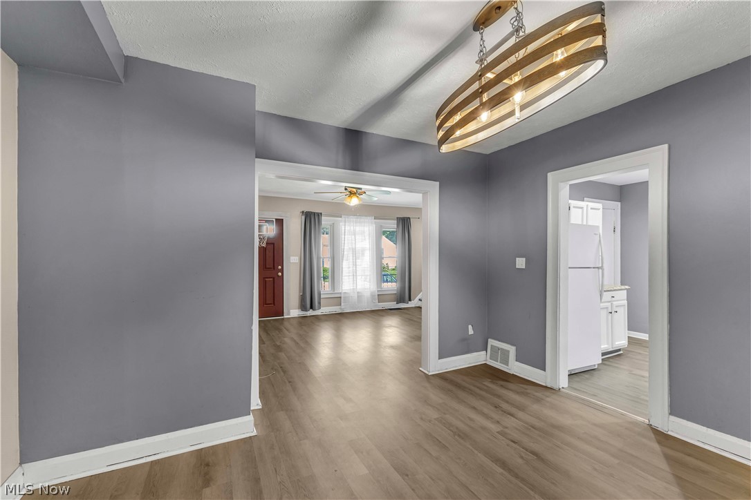 270 Pasadena Elyria OH 44035