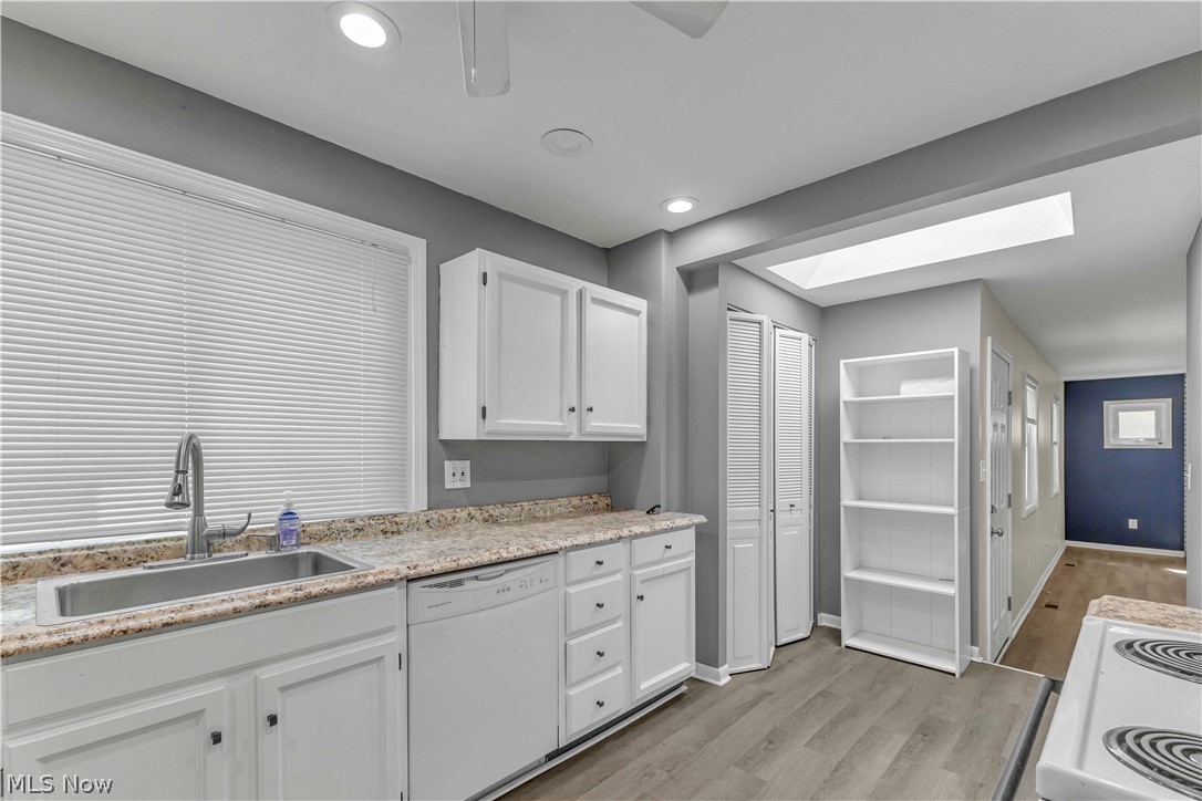 270 Pasadena Elyria OH 44035