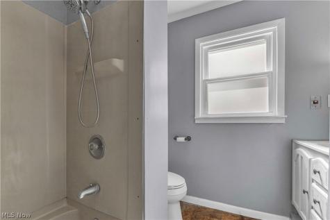270 Pasadena Elyria OH 44035