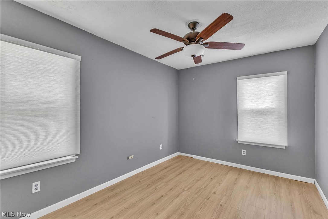270 Pasadena Elyria OH 44035