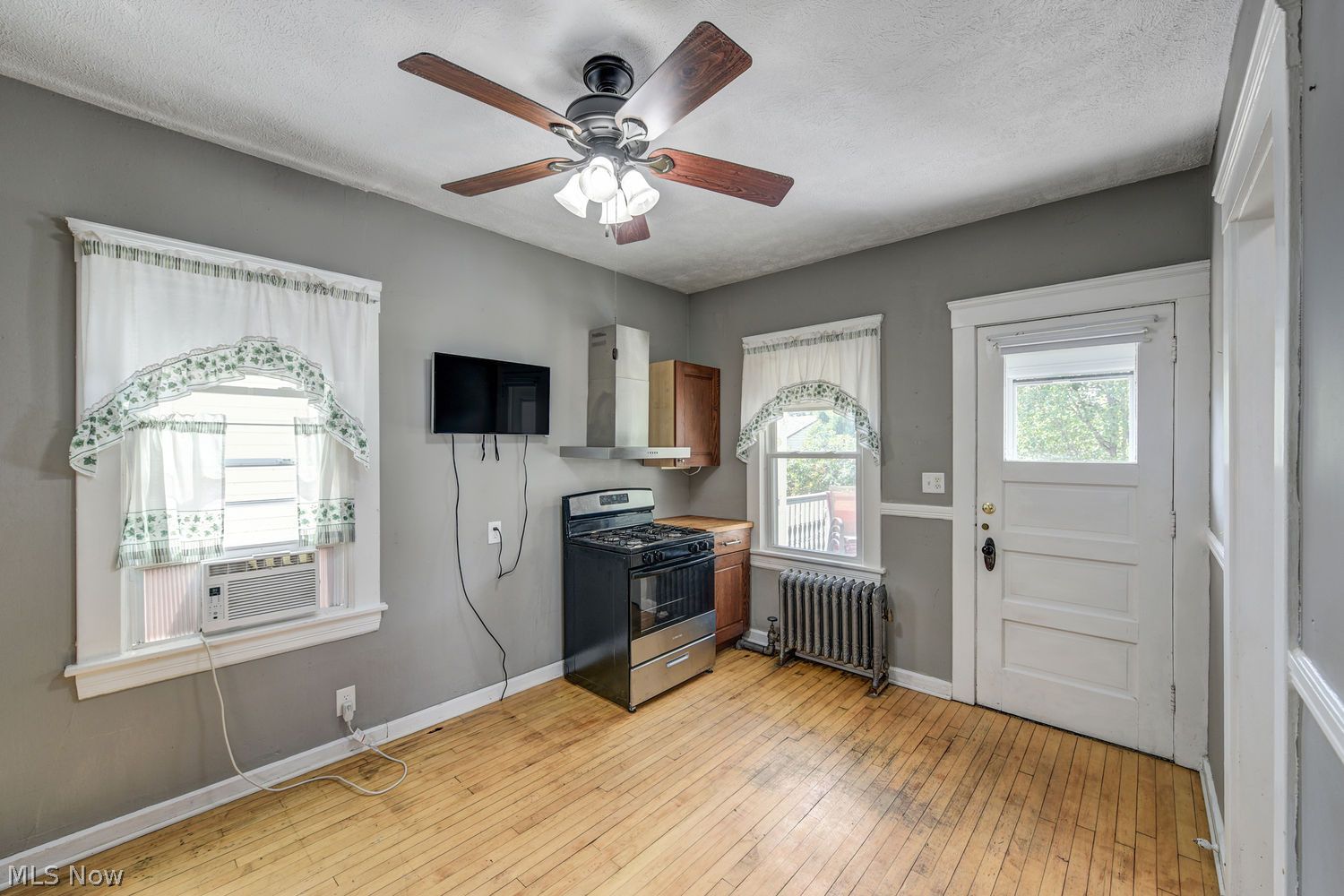1206 Ethel Avenue Lakewood OH 44107