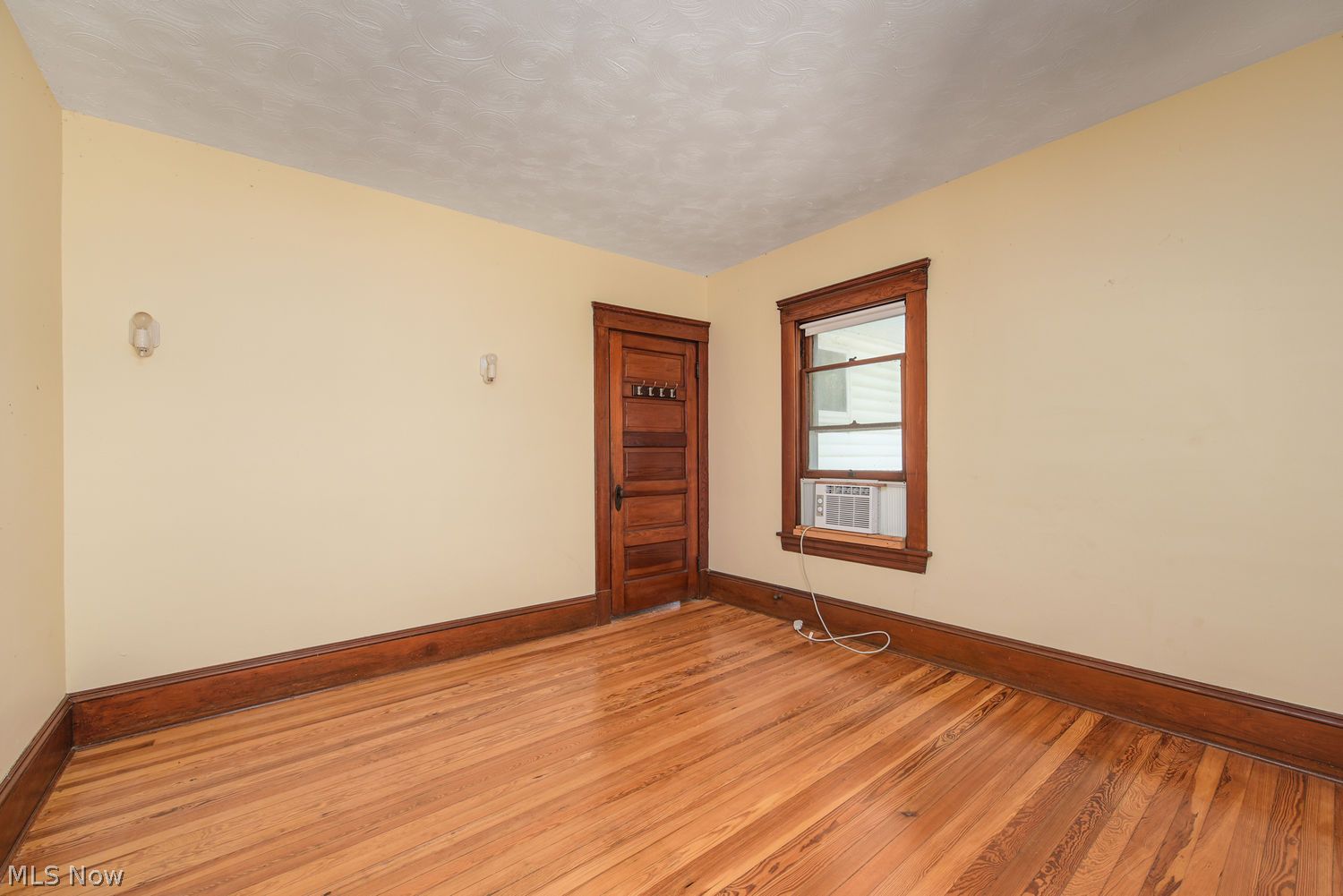1206 Ethel Avenue Lakewood OH 44107
