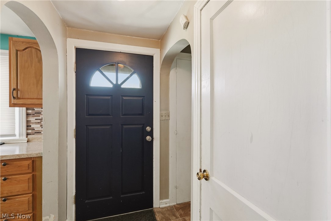 2743 Lincoln Way NW Massillon OH 44647