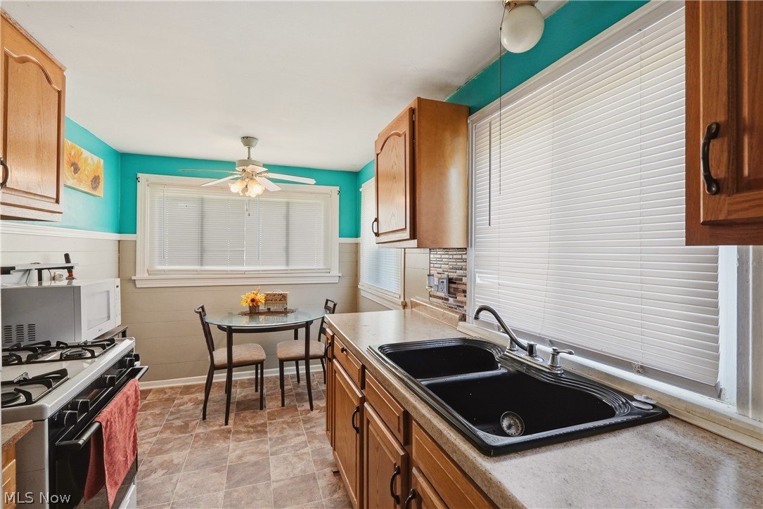 2743 Lincoln Way NW Massillon OH 44647