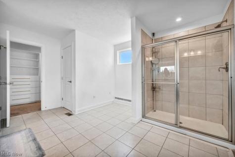 5250 Duxbury Drive Copley OH 44321