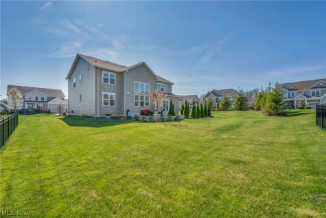 5250 Duxbury Drive Copley OH 44321