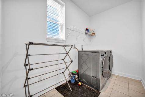 5250 Duxbury Drive Copley OH 44321