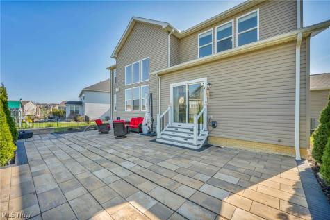 5250 Duxbury Drive Copley OH 44321