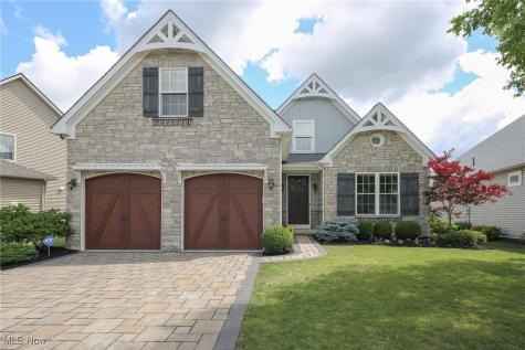 4233 Queens Gate Avon OH 44011