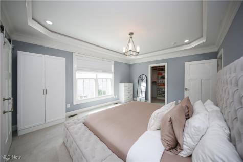 4233 Queens Gate Avon OH 44011