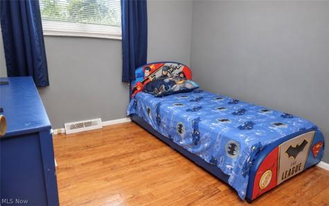 11404 Wallingford Avenue Garfield Heights OH 44125