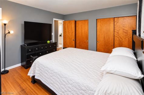 11404 Wallingford Avenue Garfield Heights OH 44125