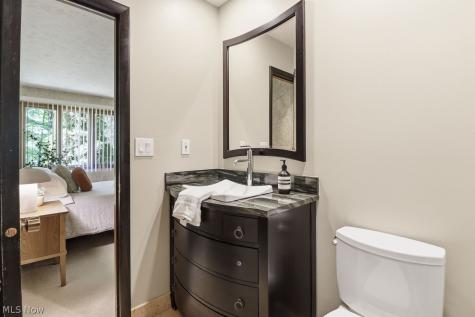 480 Dover Center Road Bay Village OH 44140