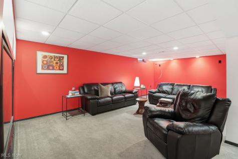 480 Dover Center Road Bay Village OH 44140