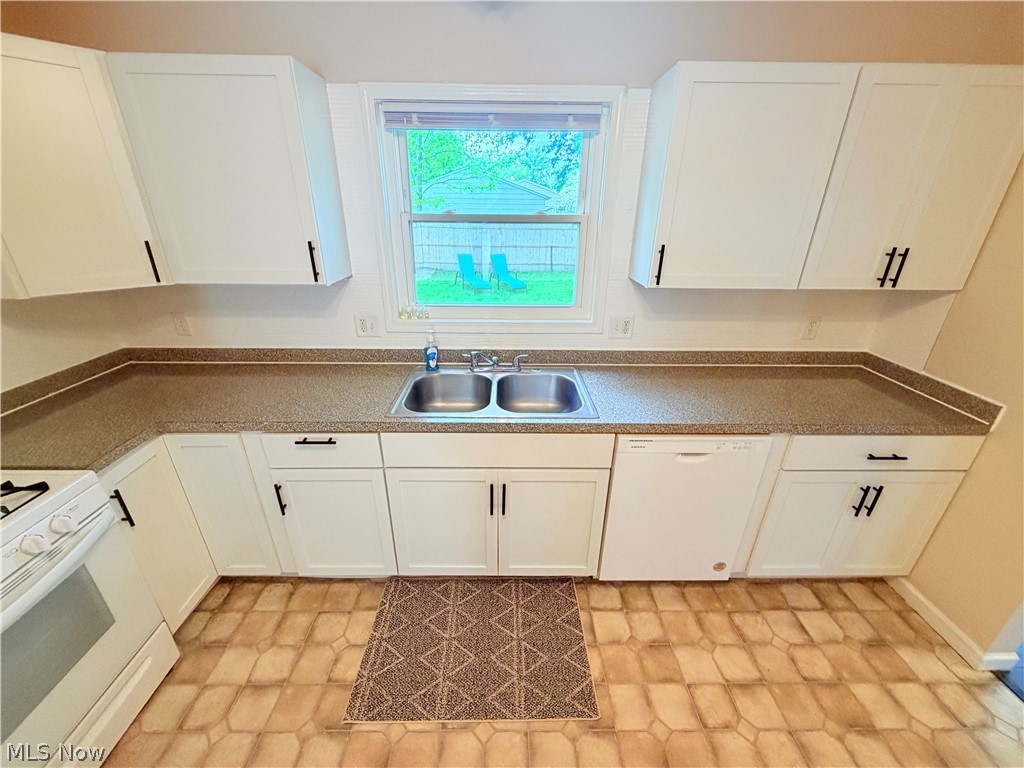 1284 E 348th Street Eastlake OH 44095