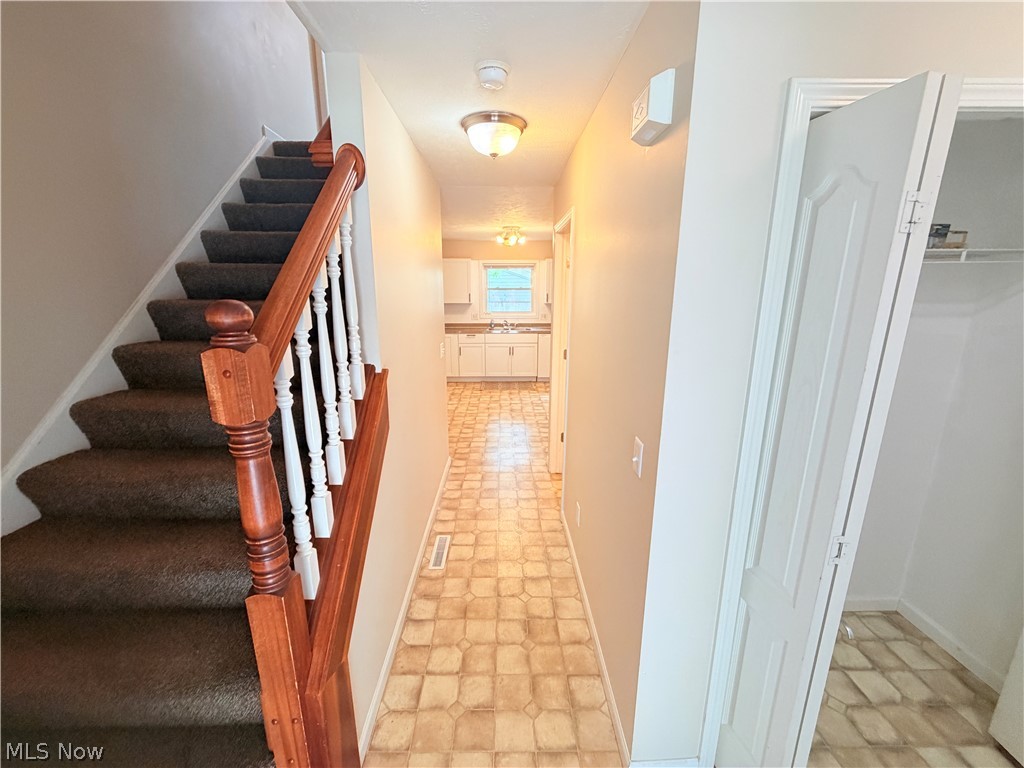 1284 E 348th Street Eastlake OH 44095