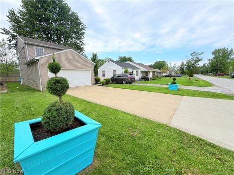 1284 E 348th Street Eastlake OH 44095