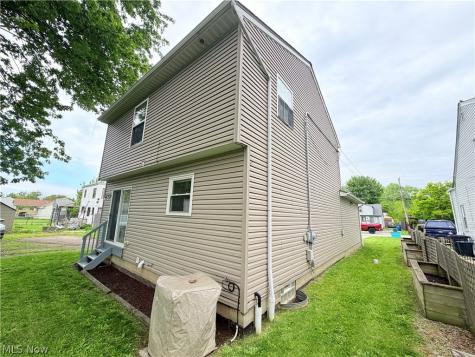 1284 E 348th Street Eastlake OH 44095