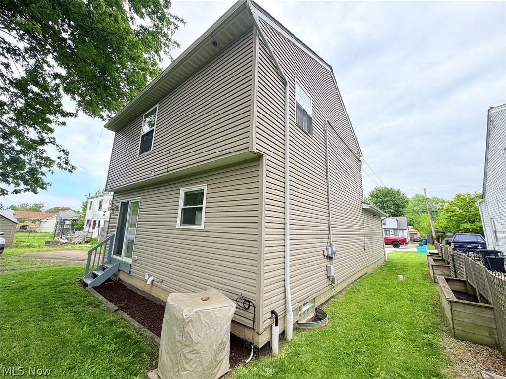 1284 E 348th Street Eastlake OH 44095