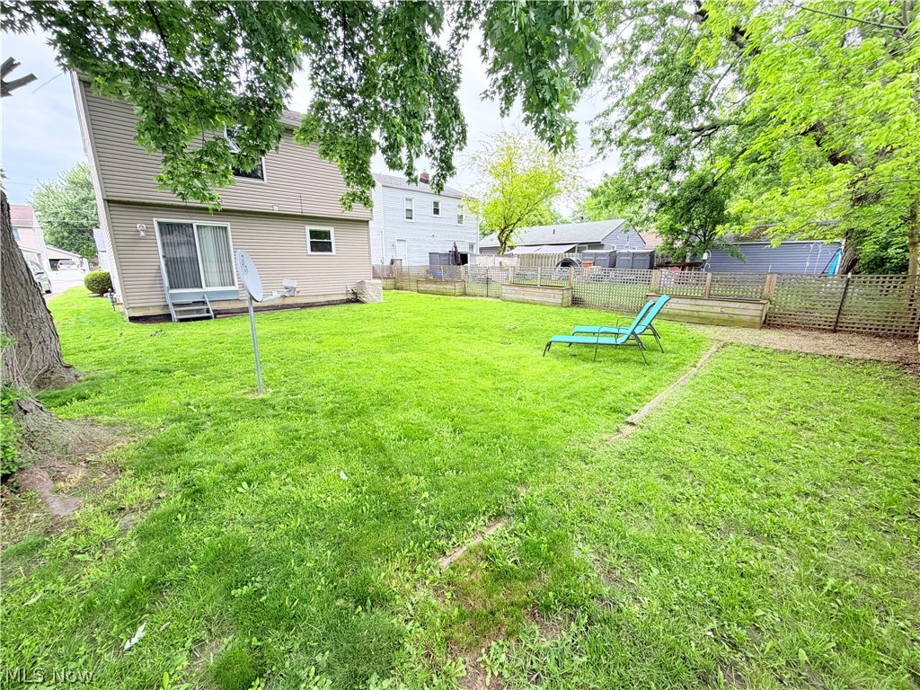 1284 E 348th Street Eastlake OH 44095