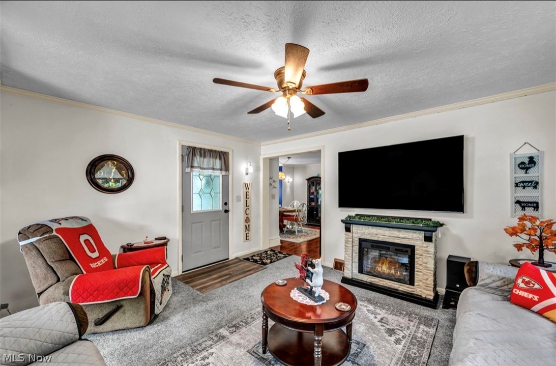 77 S Crowell Avenue Geneva OH 44041