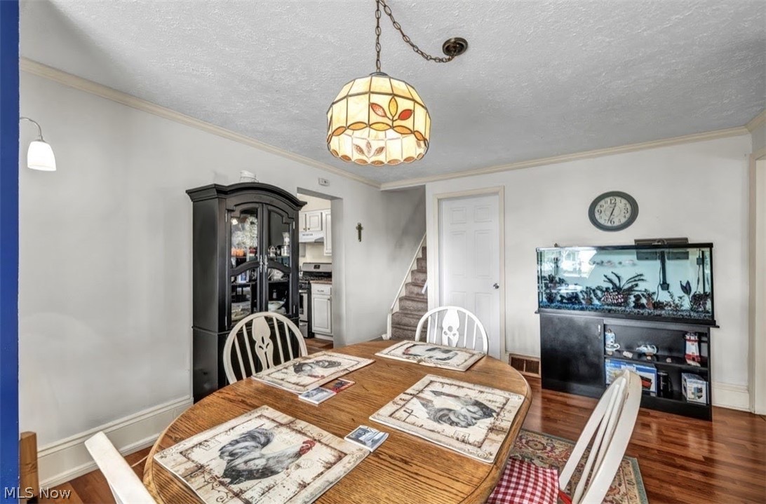 77 S Crowell Avenue Geneva OH 44041