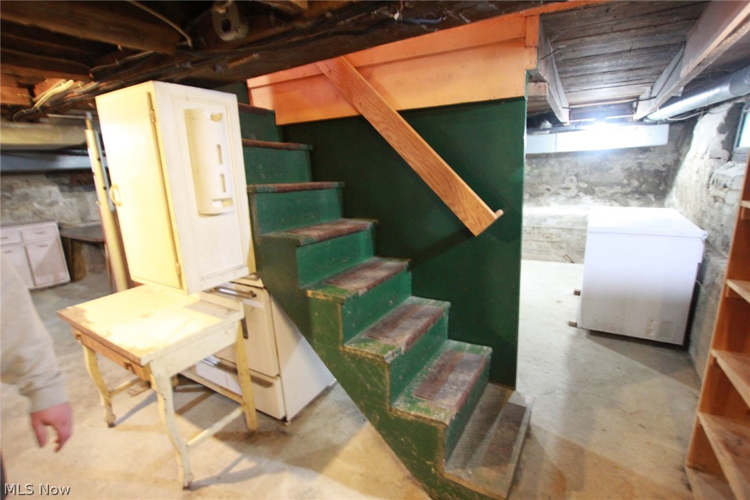 2432 Cadwallader Sonk Road Cortland OH 44410