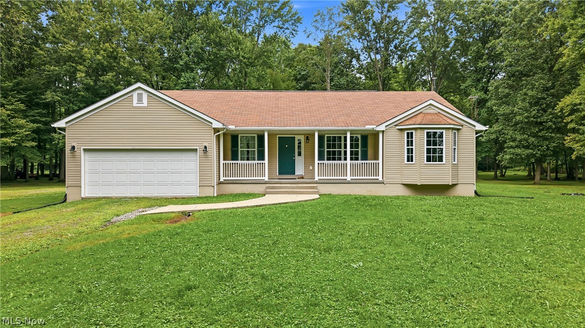 2930 Selkirk Bush Road SW Warren OH 44481