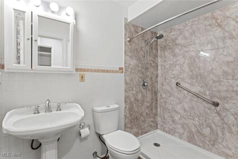 4200 Raymond Drive Brunswick OH 44212