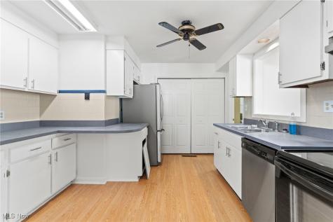 4200 Raymond Drive Brunswick OH 44212