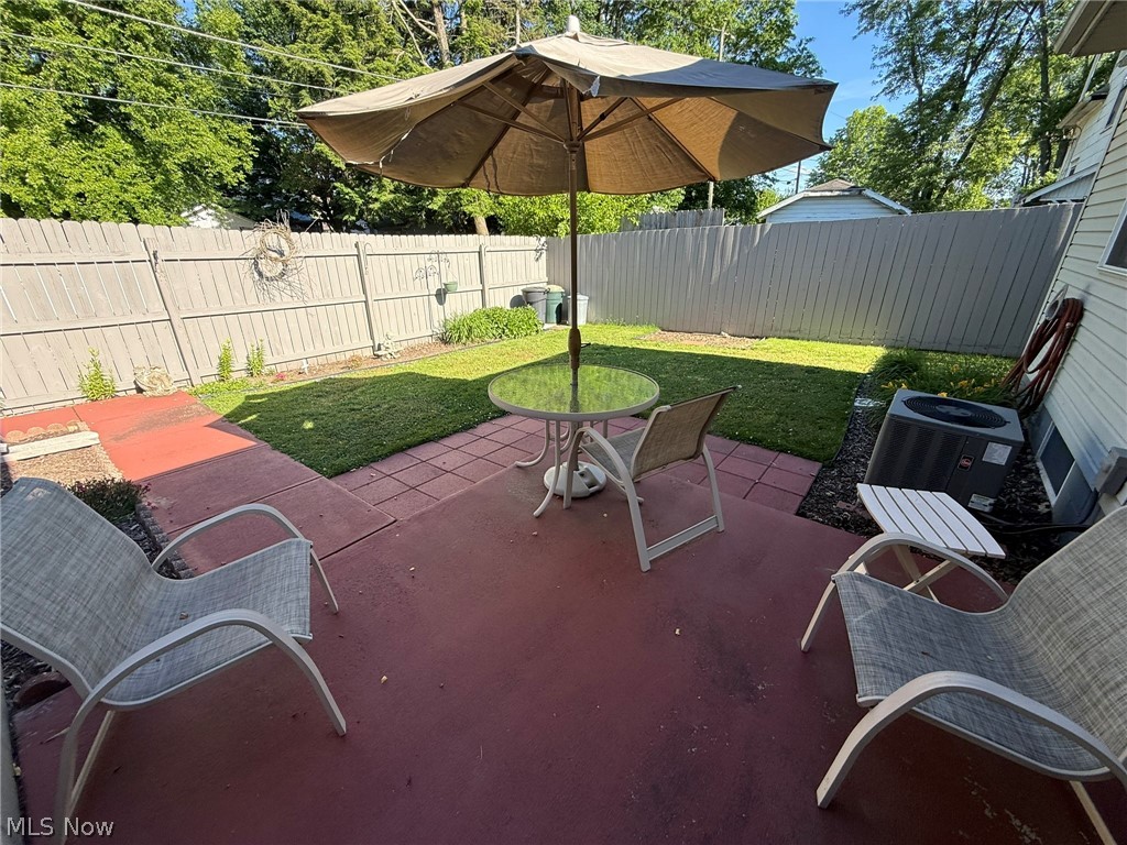 441 Esther Court NW New Philadelphia OH 44663