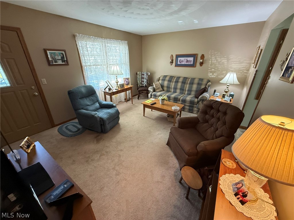 441 Esther Court NW New Philadelphia OH 44663