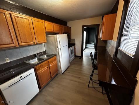 703 9th Street Marietta OH 45750