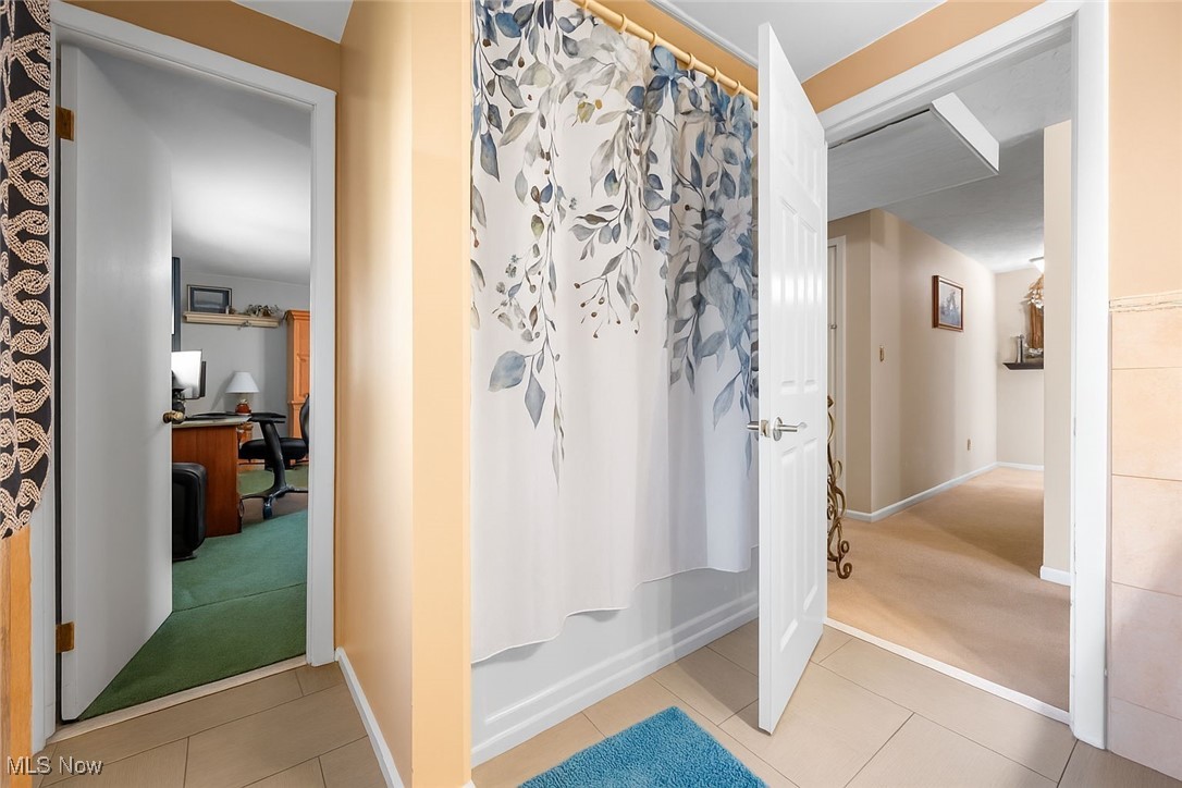 6807 Larchmont Drive Mayfield Heights OH 44124