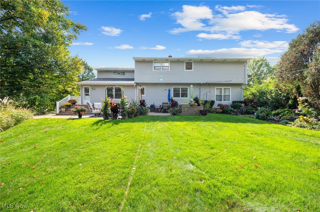 6807 Larchmont Drive Mayfield Heights OH 44124