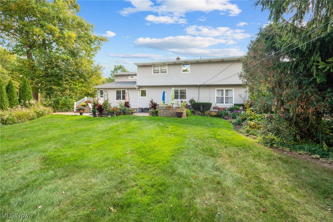 6807 Larchmont Drive Mayfield Heights OH 44124