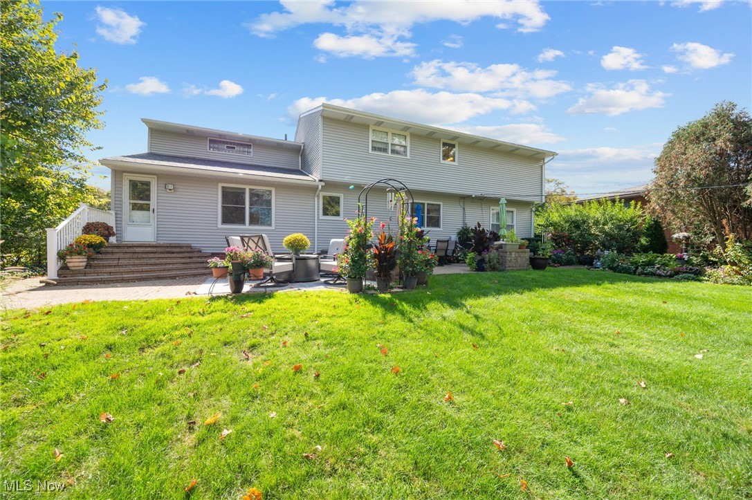 6807 Larchmont Drive Mayfield Heights OH 44124