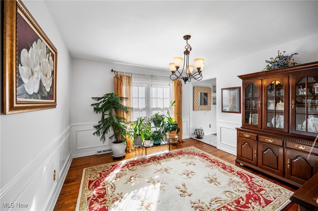 6807 Larchmont Drive Mayfield Heights OH 44124