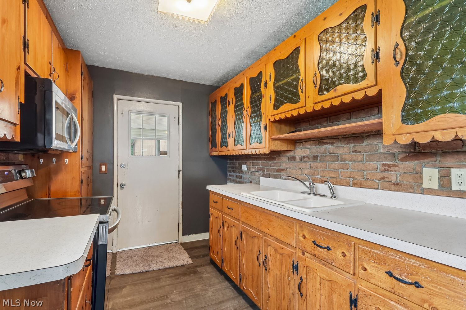 35120 Elm Road Grafton OH 44044