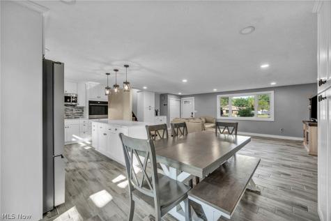 5872 Emerald Street North Ridgeville OH 44039