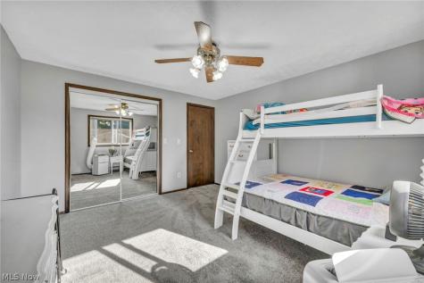 5872 Emerald Street North Ridgeville OH 44039