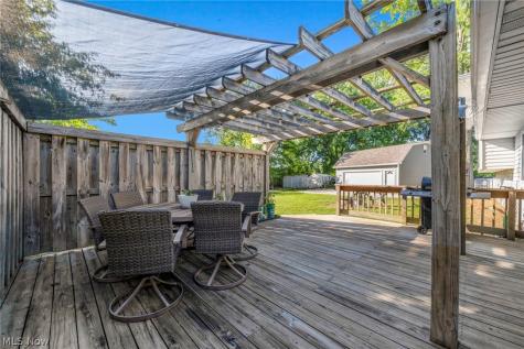 5872 Emerald Street North Ridgeville OH 44039